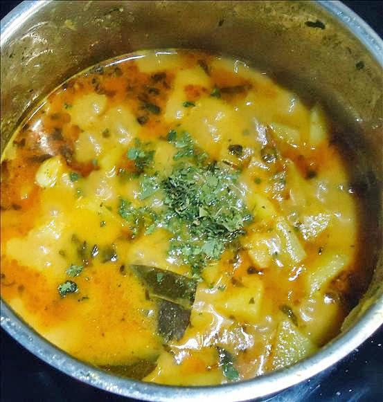 side potato in (aloo chapathi  kurma kurma) hindi recipe  recipe kurma dish for biryani,